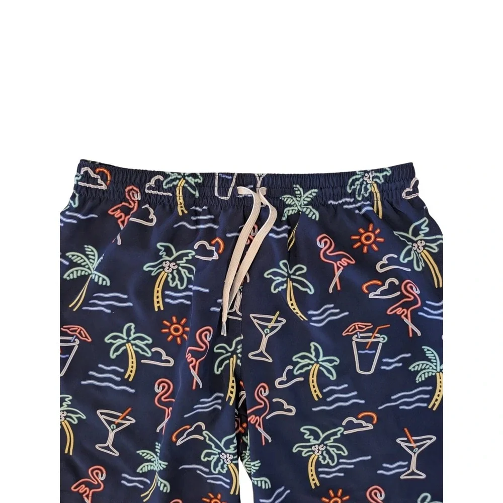 Chubbies Swim Trunks Mens M Navy‎ Neon Flamingo Palm Tree Cocktail Board Shorts
